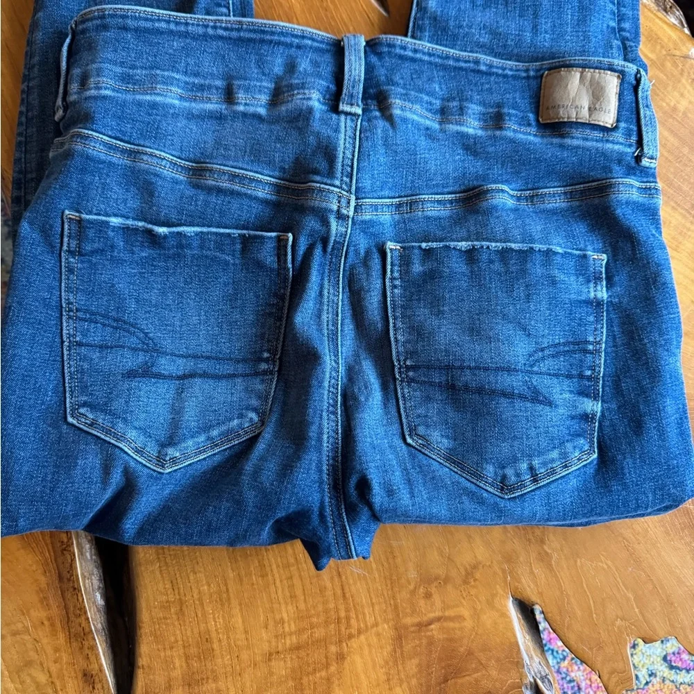 American Eagle Outfitters Women’s Blue Jeans, High Rise, Size 10 - Picture 5 of 6